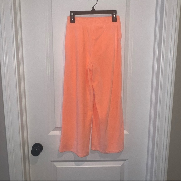 Cozy Neon Orange Hoodie and Sweatpants Set - Picture 5 of 13